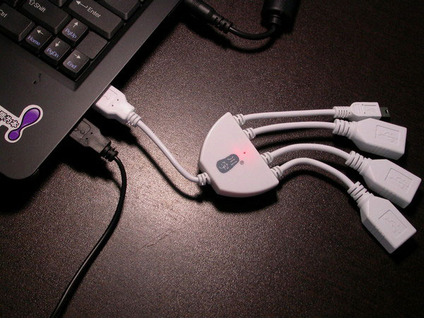 USB　HUB  H203